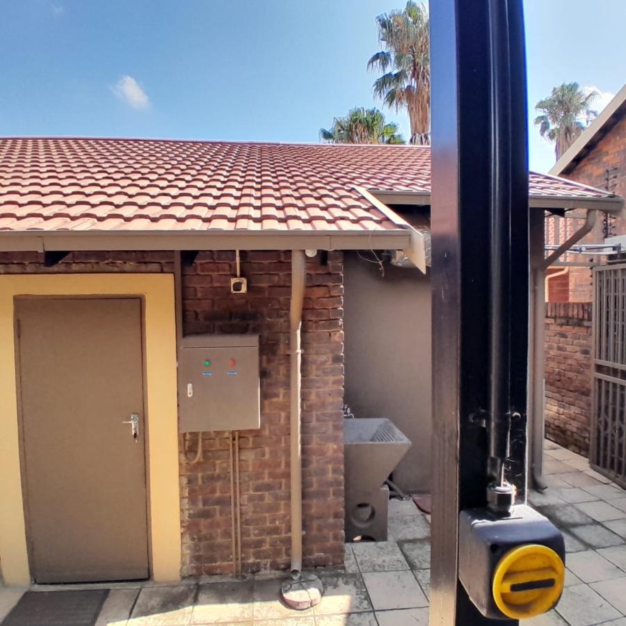 3 Bedroom Property for Sale in Safari Gardens North West